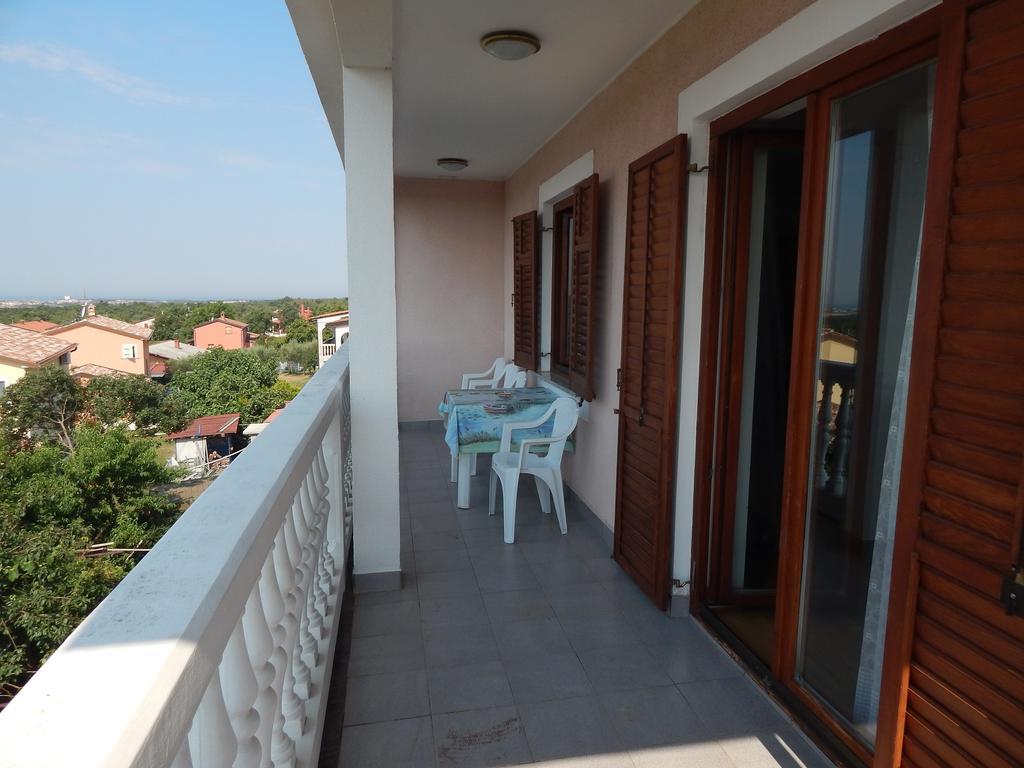Apartments Vilanija Exterior foto