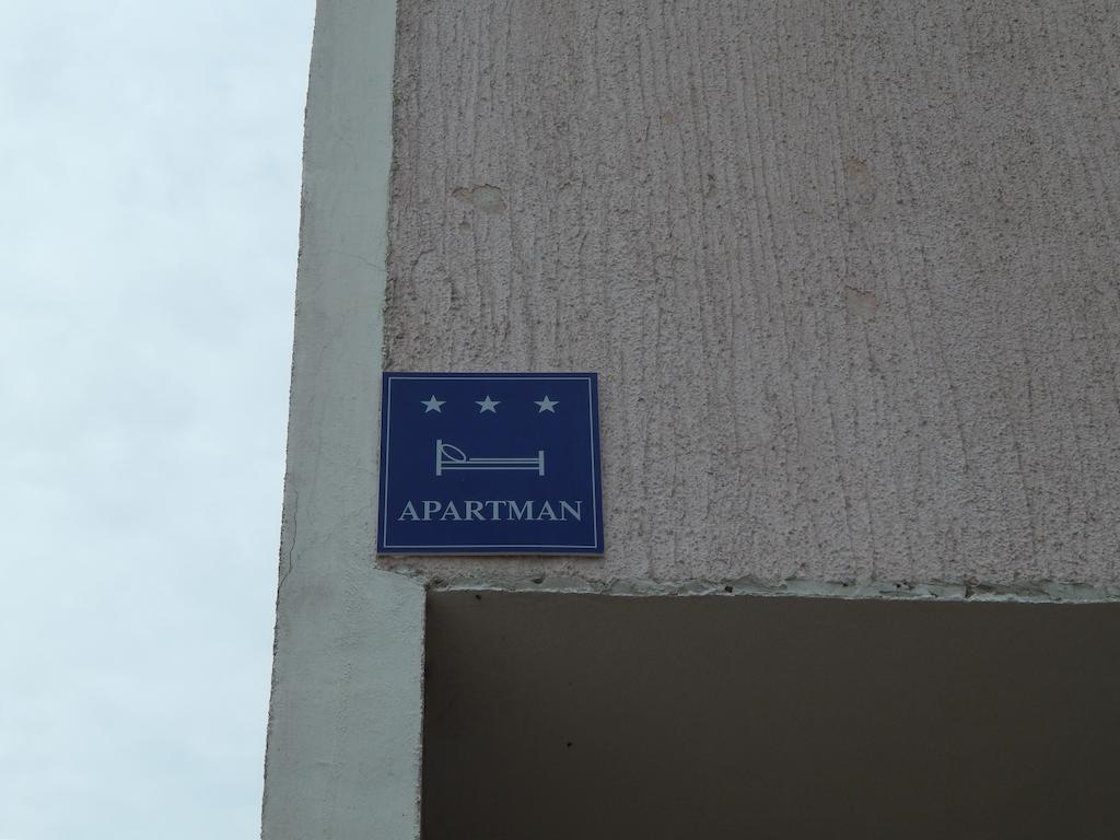 Apartments Vilanija Exterior foto